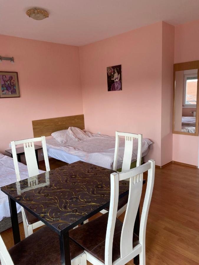 Guest House Trajkovic Jagodina Bagian luar foto