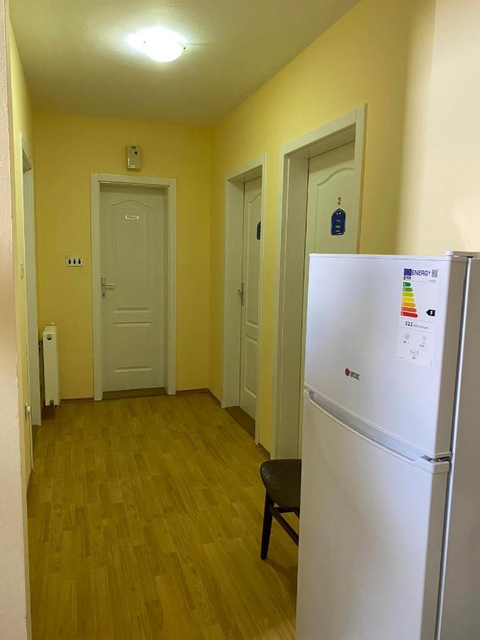 Guest House Trajkovic Jagodina Bagian luar foto